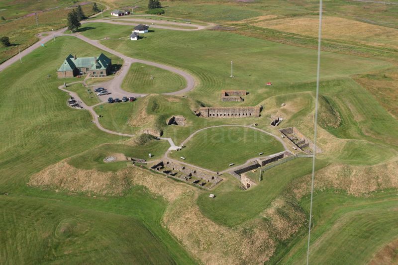 YvonHache_IMG_7719m.jpg: Fort Beausejour - Fort Cumberland (Canada Park)